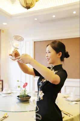 毫厘之间铸金牌服务 细微之处塑职业尊严 — 陈小蝶的销售之道